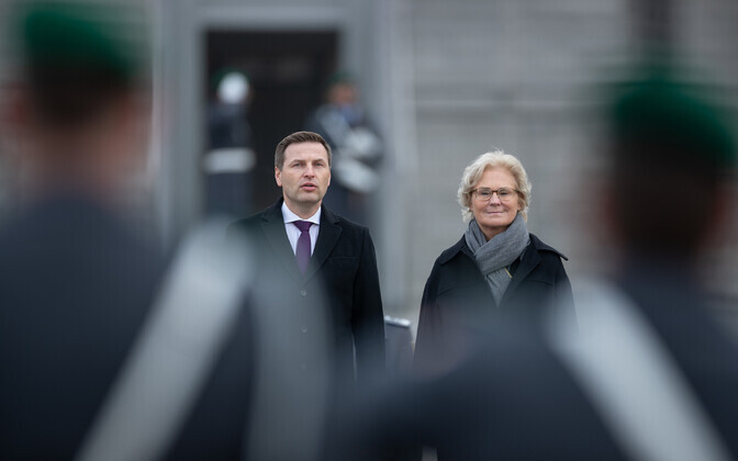 Minister of Defense Hanno Pevkur (Reform) met with German Minister of Defense Christine Lambrecht in Berlin on Thursday. November 24, 2022.