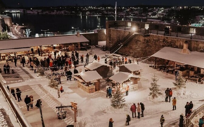 2022 Christmas Village in Narva
