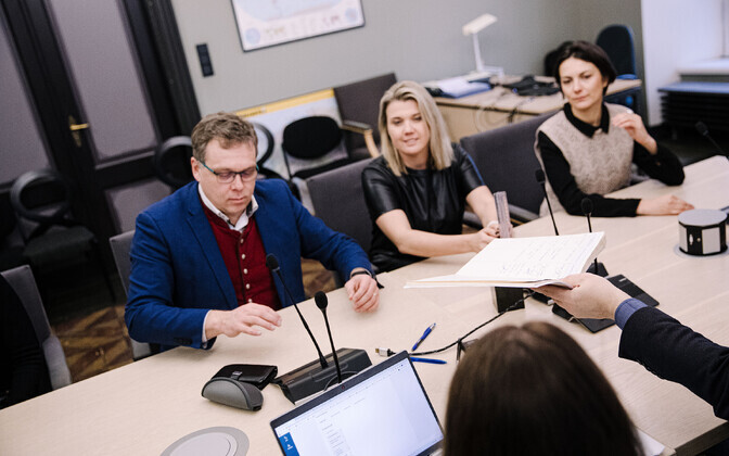 Партия Eesti 200 отнесла списки кандидатов на регистрацию.