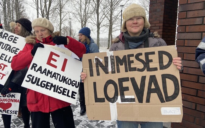 Акция протеста против закрытия сельских библиотек в волости Рыуге.