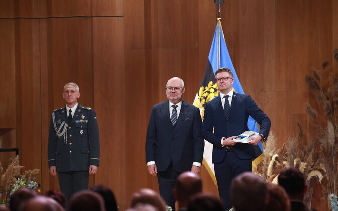 Президент Алар Карис на вручении госнаград.