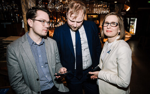 Isamaa valimispidu: keskel Kristjan Järvan, paremal Lea Danilson-Järg