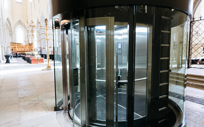 Лифт церкви Нигулисте.