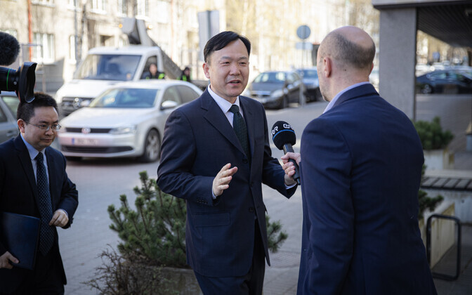 China's Chargé d'Affaires to Estonia Meng Jianhua visiting the Ministry of Foreign Affairs on April 24, 2023.