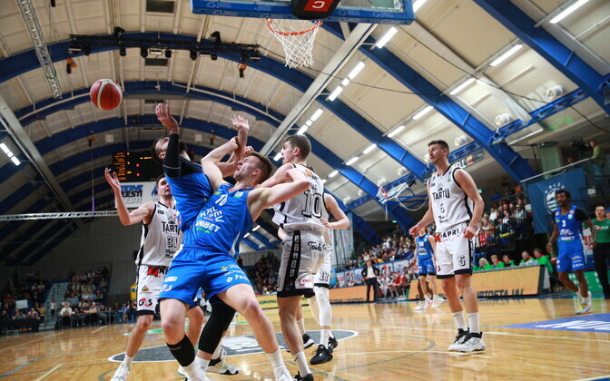 ЧЭ по баскетболу: 