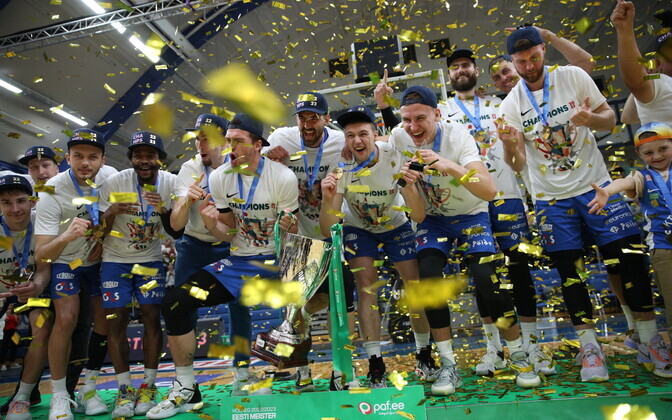 Третий матч финальной серии ЧЭ по баскетболу: 