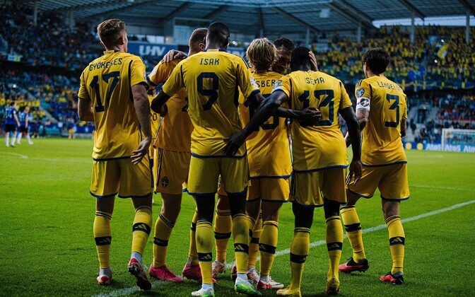 Отборочный матч ЧЕ по футболу: Эстония - Швеция.