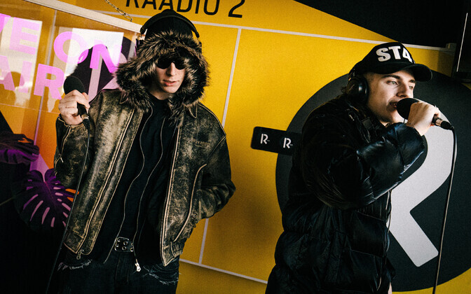 R2 Minilive. Leis & margiiela