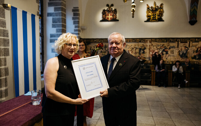 Aasta isa väljakuulutamine