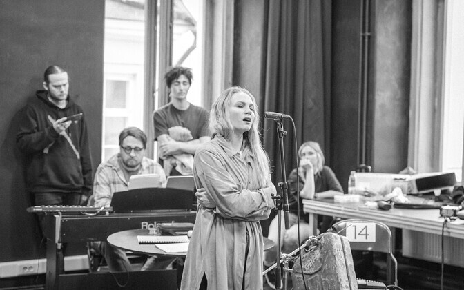 Noorsoteatris jõuab publiku ette Mikk Jürjensi debüütlavastus 