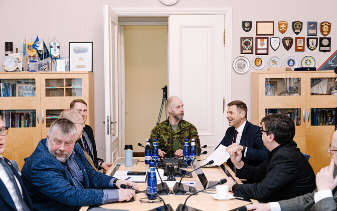Col. Andrus Merilo presents his candidacy as the EDF's next commander to the Riigikogu National Defense Committee.