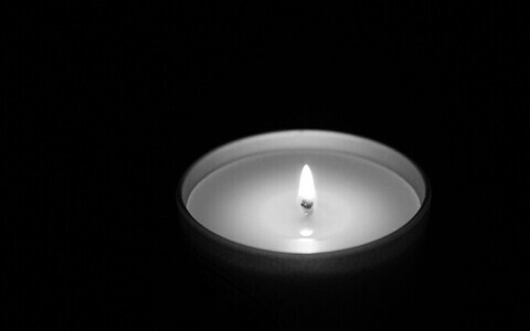 Траурная свеча.