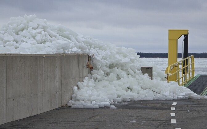 Mountains of sea ice at Triigi, Saaremaa.