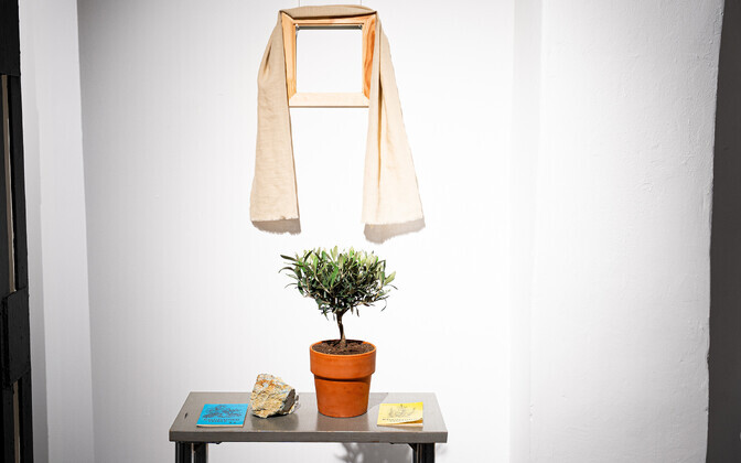 Sanna Viazinko näituse avamine Tartus Aparaaditehases