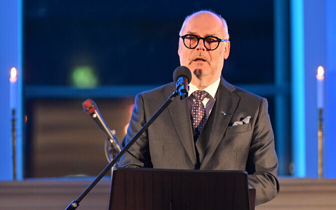 Alar Karis Lennart Meri 95. sünniaastapäeval Viimsi Püha Jaakobi kirikus.