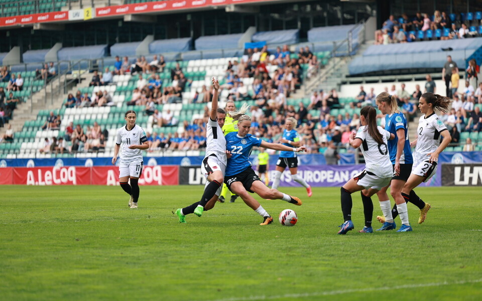 Naiste jalgpalli EM-valikmäng: Eesti – Albaania