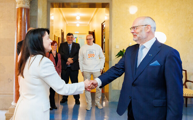 Alar Karis kuulutas välja raamatu teema-aasta
