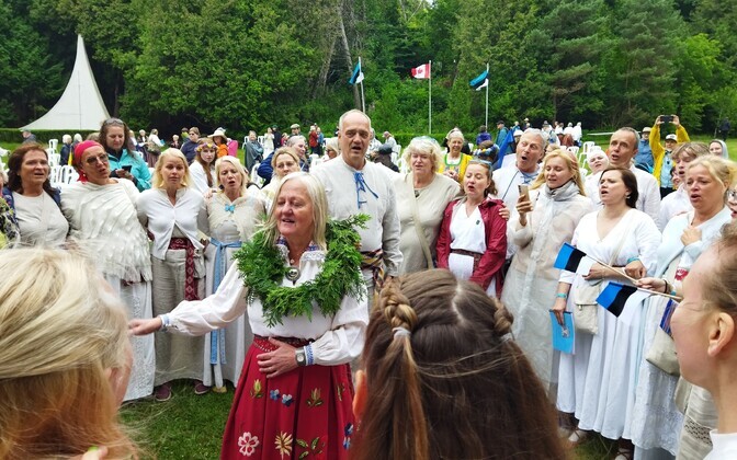 ERR-i segakoor esines Kanadas Seedrioru laulupäeval