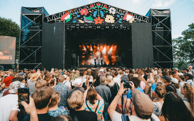 Duo Ruut Viljandi pärimusmuusika festivalil 2024