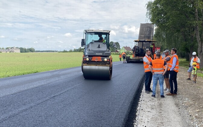 Bioasphalt being laid on a national road in Estonia. August 2024.