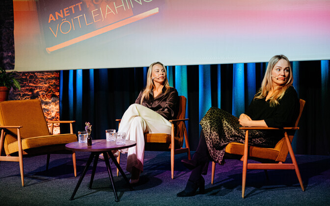 Anett Kontaveidi raamatuesitlus