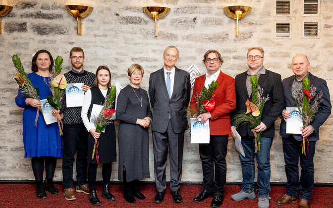 Kristi ja Siim Kallase stipendiumid pälvisid Peeter Tammearu, Teele Pärn ja Peeter Oja