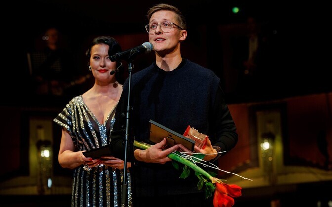 Meespeaosa Suur Ants ja aasta hõivatuim meesnäitleja Tõnis Niinemets