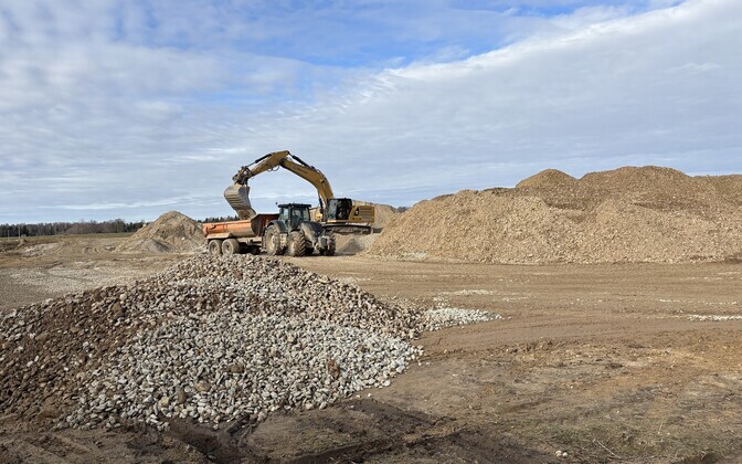 Строительные работы Rail Baltic на виадуке Алу в Рапламаа.