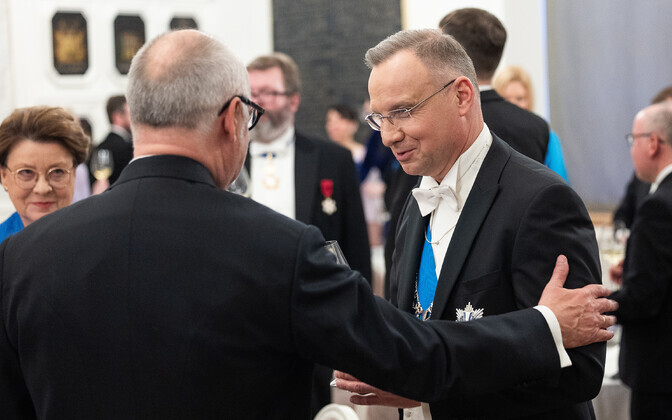 President Alar Karis ja Sirje Karis andsid Poola presidendipaari auks riigiõhtusöögi Eestimaa rüütelkonna hoones.