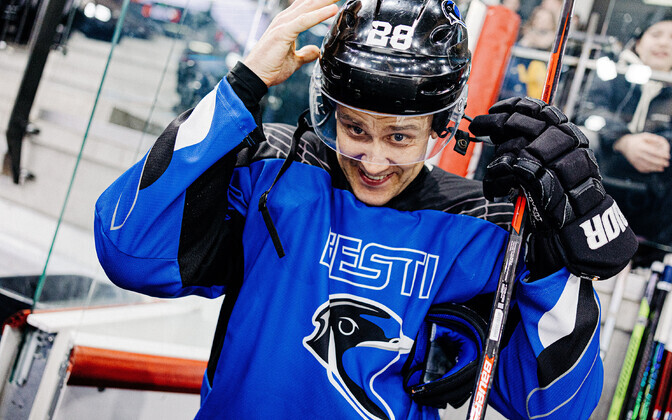 Лаури Лахесалу провел за сборную 182 поединка.