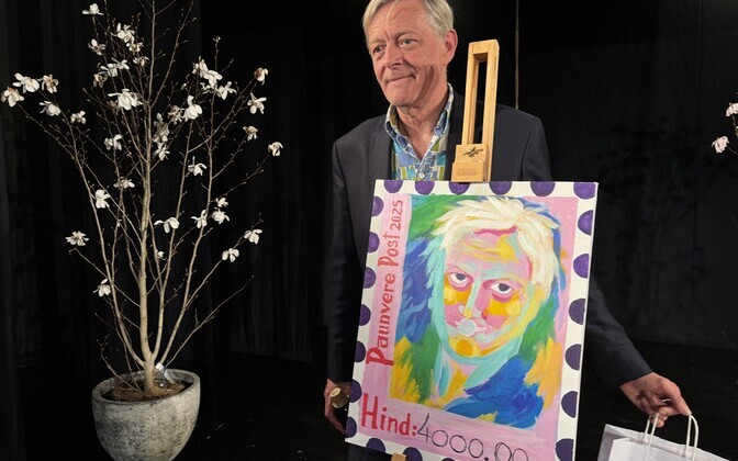 Juba kümme aastat on Hiiumaal sündinud näitleja Margus Tabor naerutanud rahvast oma Mamma lugudega, laupäeval tunnuststi teda Palamusel Oskar Lutsu huumoripreemiaga.