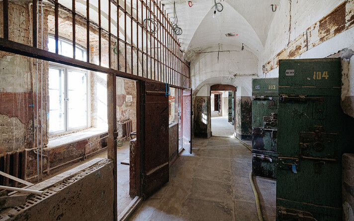 Реконструкция здания Батарейной тюрьмы.