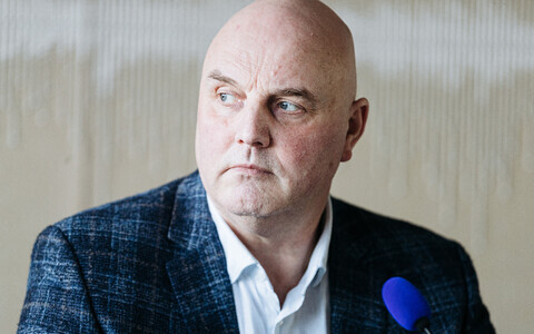 Хендрик Агур.