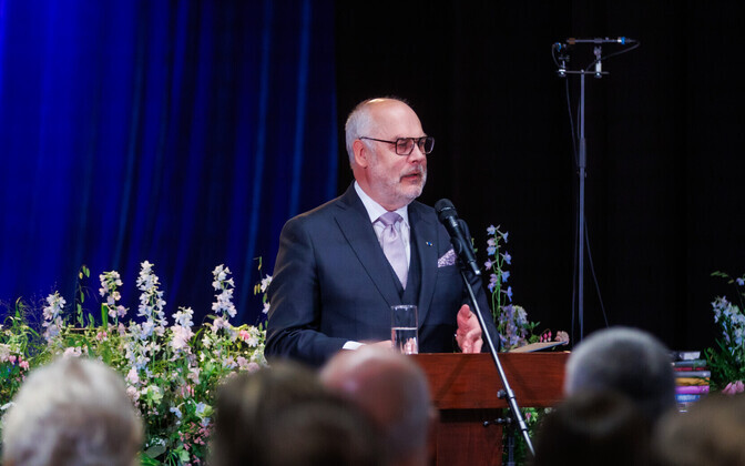 Alar Karis emadepäeva tähistamisel Kehras.