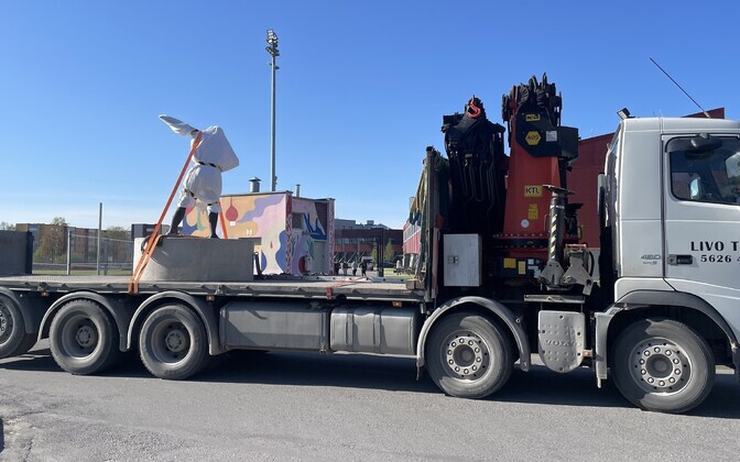 Памятник эстонскому легкоатлету Хейно Липпу установили в Йыхви, 19 мая.