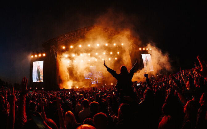 Martin Garrixi kontsert Raadi lennuväljal