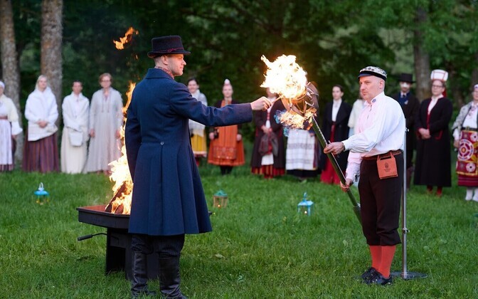Церемония зажигания огня Певческого праздника 2025 года.