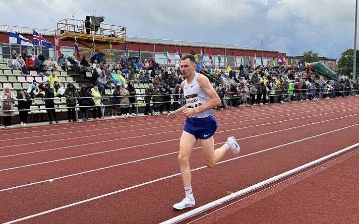 Deniss Šalkauskas kergejõustikuõhtul 