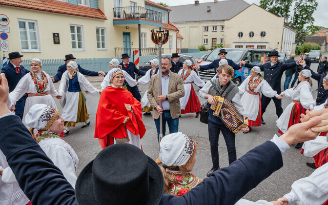 Laulu- ja tantsupeo tuli Läänemaal
