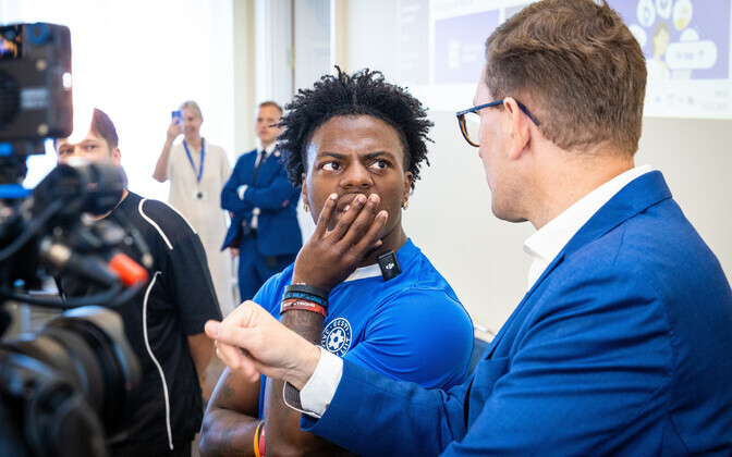 Кристен Михал и IShowSpeed.