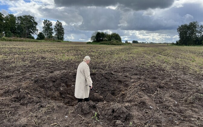 Põld Tartumaal Aakre küla lähistel, kuhu kukkus Ukraina ründedroon