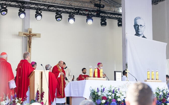 Месса по случаю беатификации архиепископа Эдуарда Профиттлиха.