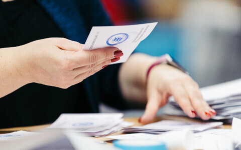 Подсчет голосов на муниципальных выборах.