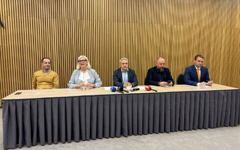 Подписание нового коалиционного договора в Пярну.