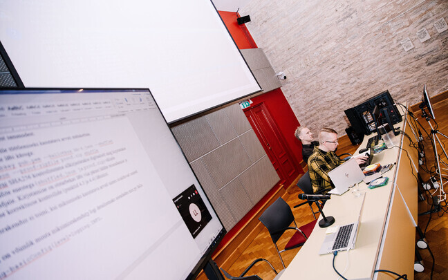 E-häälte ülelugemine riigikogu konverentsisaalis