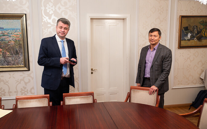 Day one of the Center-Isamaa Tallinn coalition talks at the Särgava guesthouse, Thursday, November 6, 2025.