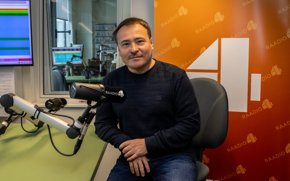 Андрей Борисов.