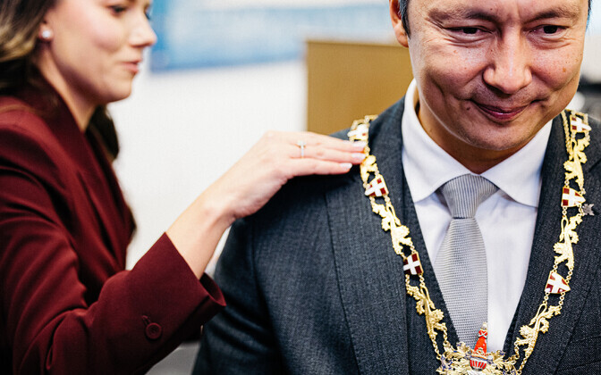 Первое заседание нового созыва Таллиннского горсобрания. Михаил Кылварт.