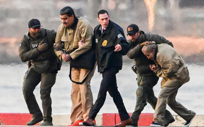 Nicolás Maduro toimetamine New Yorgi föderaalkohtumajja Manhattanil.