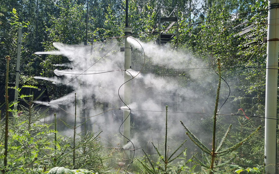 Õhuniisutus FAHM katsealal.